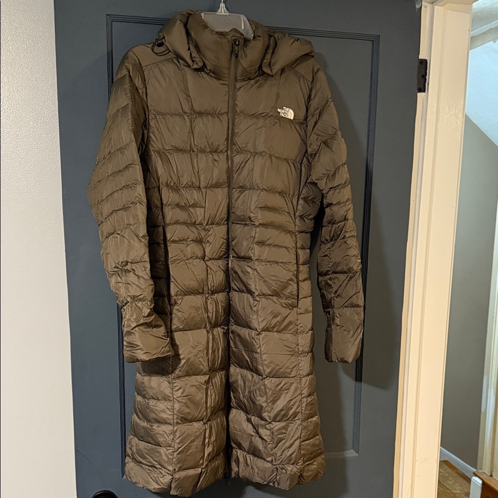 The North Face Women's Olive Puffer Coat